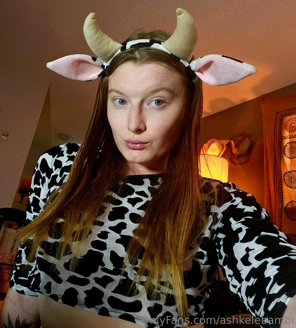 Day 1 9 of locktober whos gonna milk me pretty pretty peas this silly part 3 