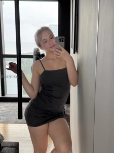 You like how sexy my body looks in this tight dress text me if you do
