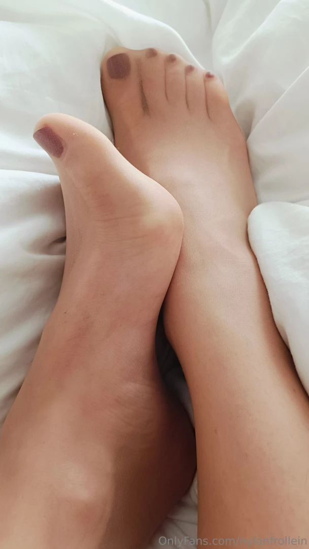 Let s make it a chill sunday and stay in bed ok first up is a cup of part 2 