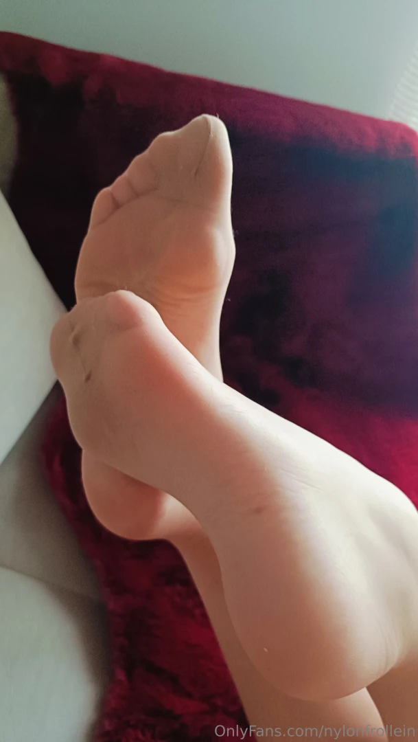 This christmas let s chill on the couch together i want to drive you 