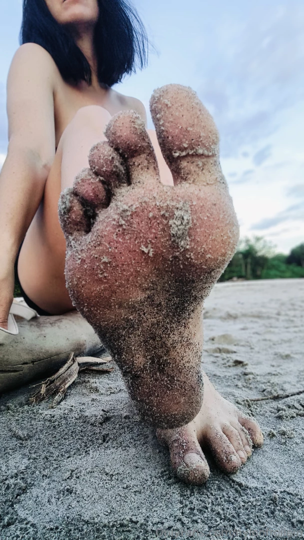 Let s see how worthy of a fan you truly are come with me on this early 