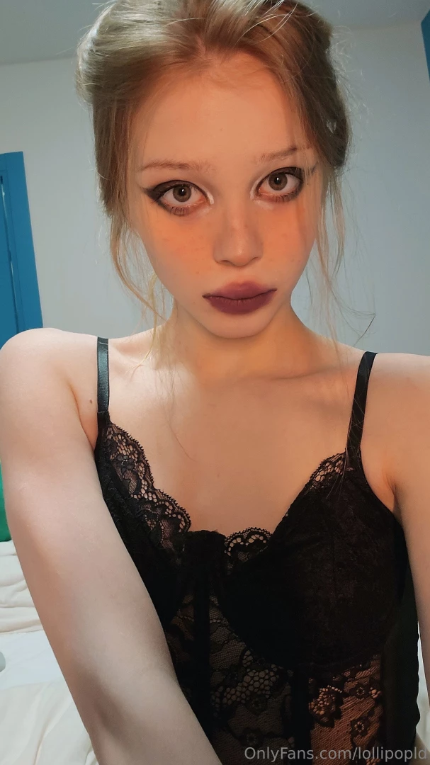 You know how much i love makeup for me every new look is like a little 