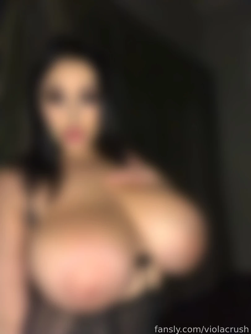 Rate my boobs hottie i want to know your opinion and desires 