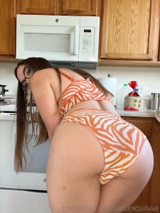 Xxx photos on feed on my vip page