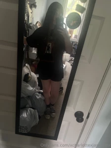 Today s simple fit don t mind my packing bags