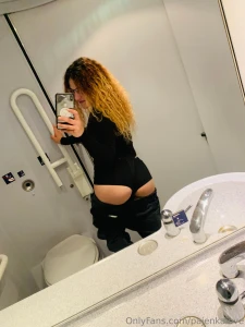 V lety lets go on trip