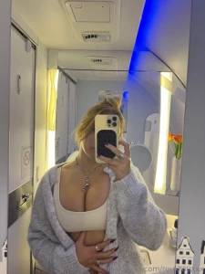 Meet me in the lavatory part 2