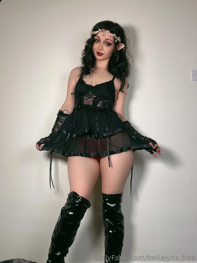 I like to give you my favs but i think the other pics i ve posted on 