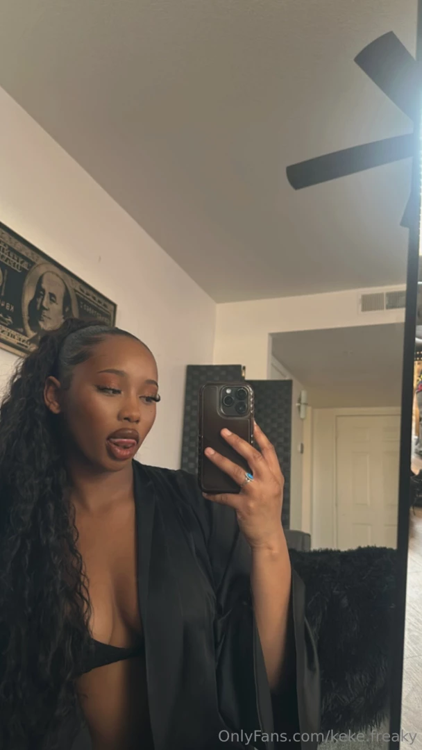 Live tonight 5 00pm pst 8 00pm est 