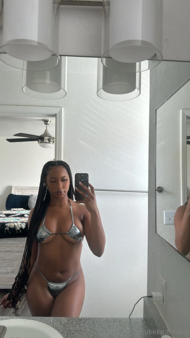 Cum w me on live tomorrow 6 00pm pst 9 00pm est 