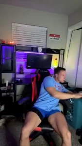 Cum watch this solo stream i strip down show off my muscles use some