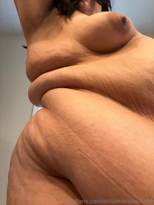 Im so horny for someone to worship every single one of my soft curves