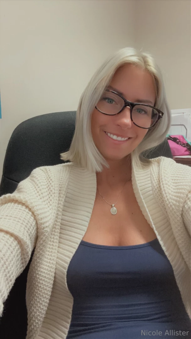 Happy friday any fun plans this weekend 