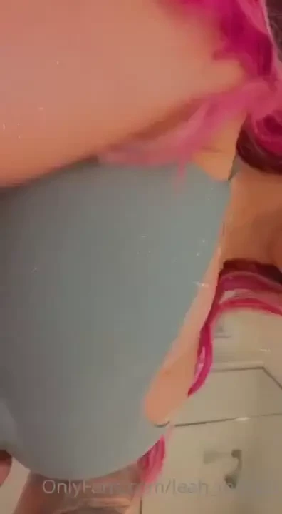 Like if you like muh boobies 