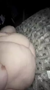 I m hungry look how empty my belly is it jiggles way to much right now