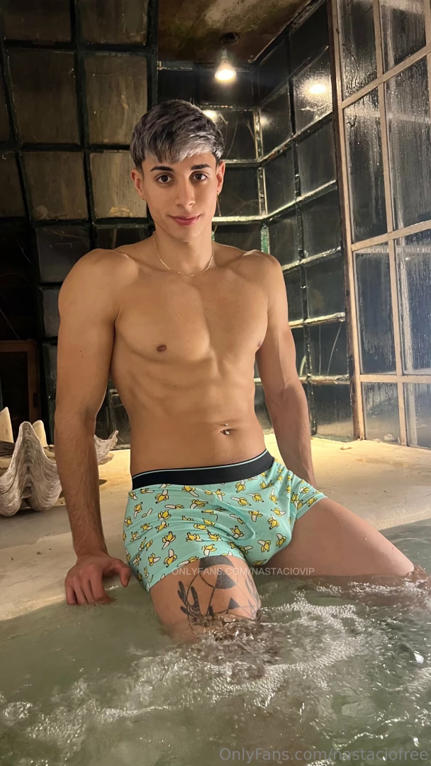 Tell me your biggest fantasy and i ll make you beg for it 