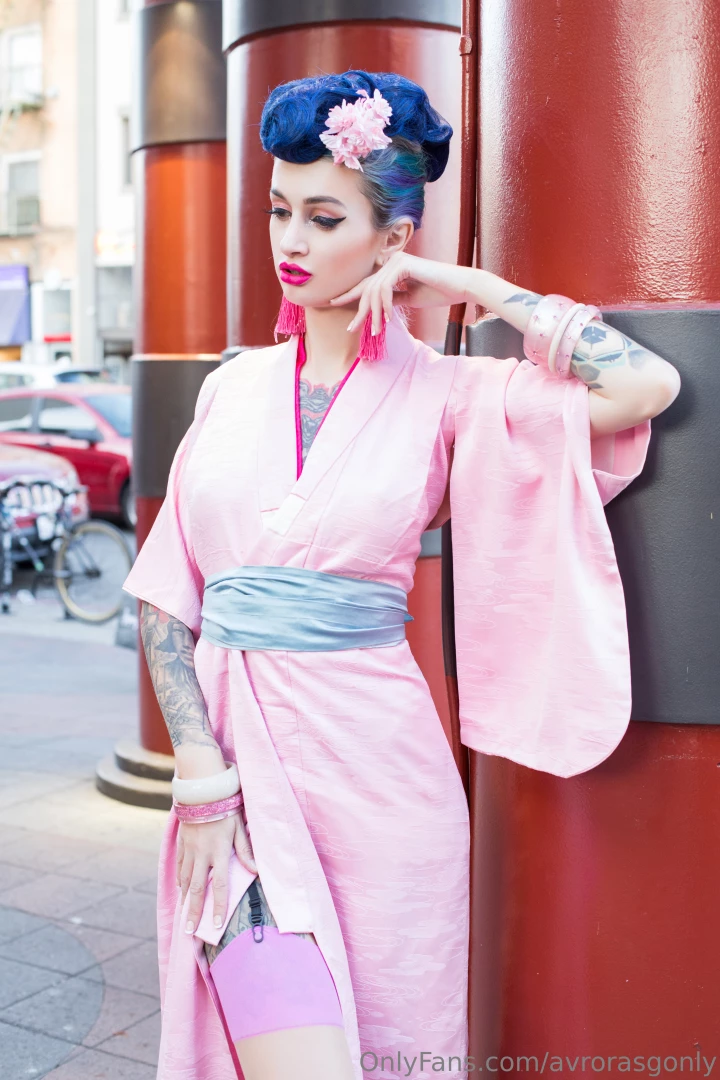 Not your average tsundere slut 