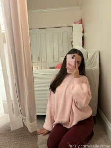 Ootd am i still cute when i m cozy part 1