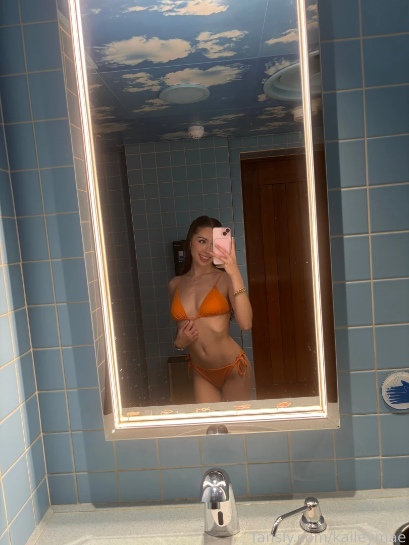 Some drunk bikini pics i took after one too many mojitos hehe 