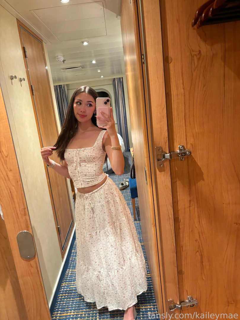 Ootd i enjoyed my last couple days on the cruise and am finally headed 