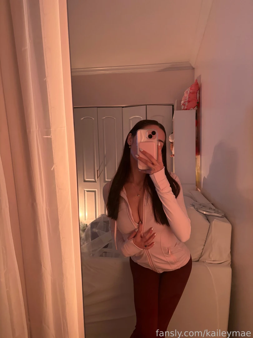 Ootd had a big chore day to get ready for going to palm springs hehe part 1 