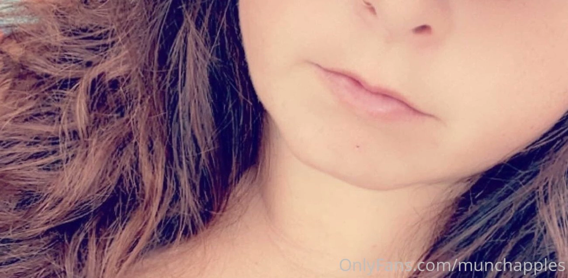 I like to play with hair and 