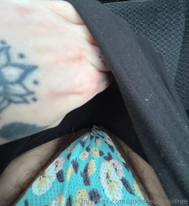 If you like hairy pussy you ll love my vip page payenviii it s only 3