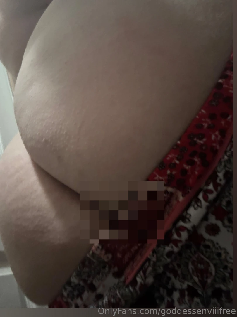 Hiii i m waiting for you over on my vip onlyfans com payenviii only 3 