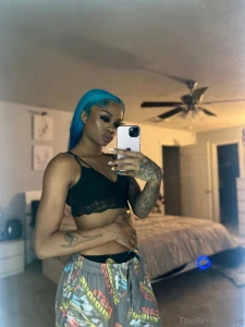 On live right now daddy only 5 to watch me cum hard