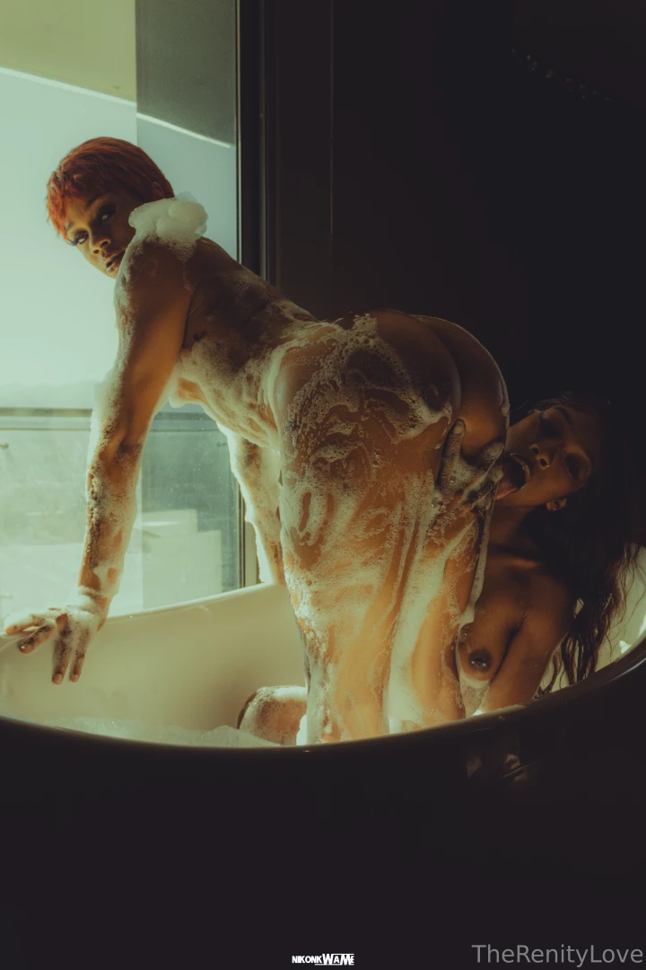 You taking a bath with us we really look so sexy just missing that part 1 