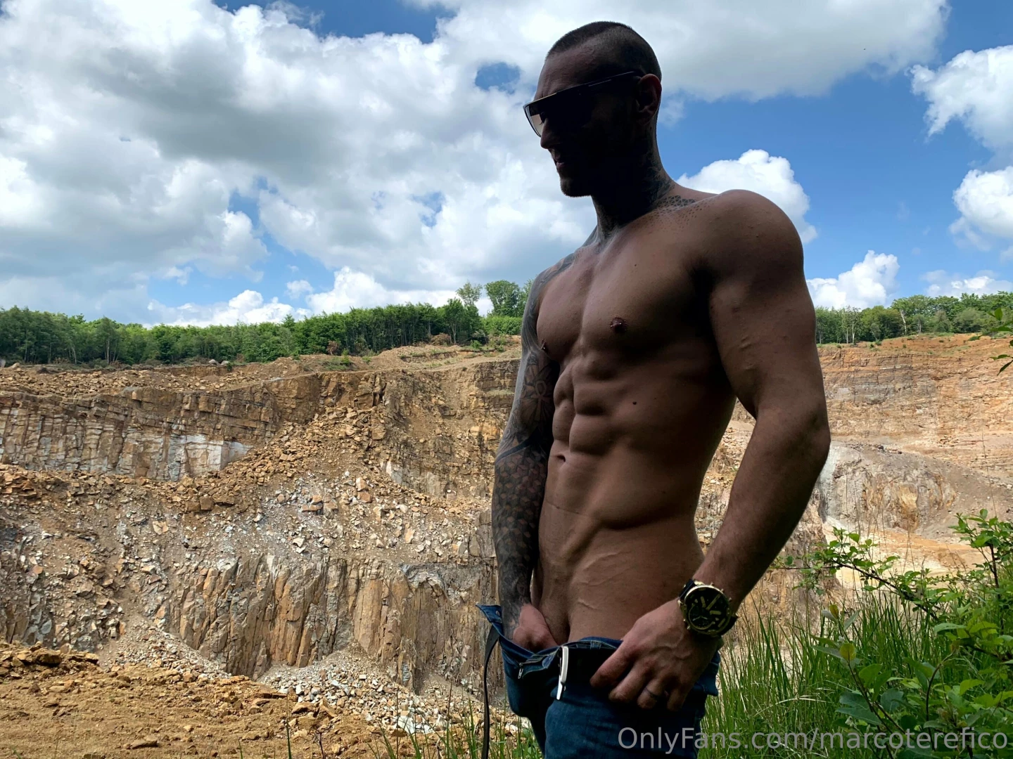 Excuse me i m just scratching my balls 