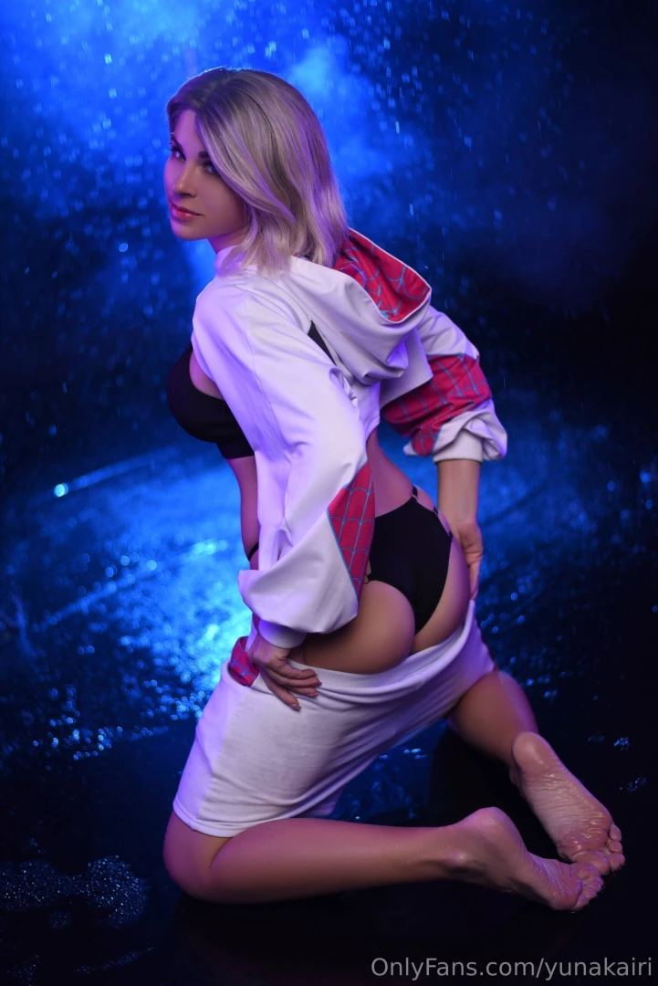 Hey pookies in a few days i will be shooting new content and i am 