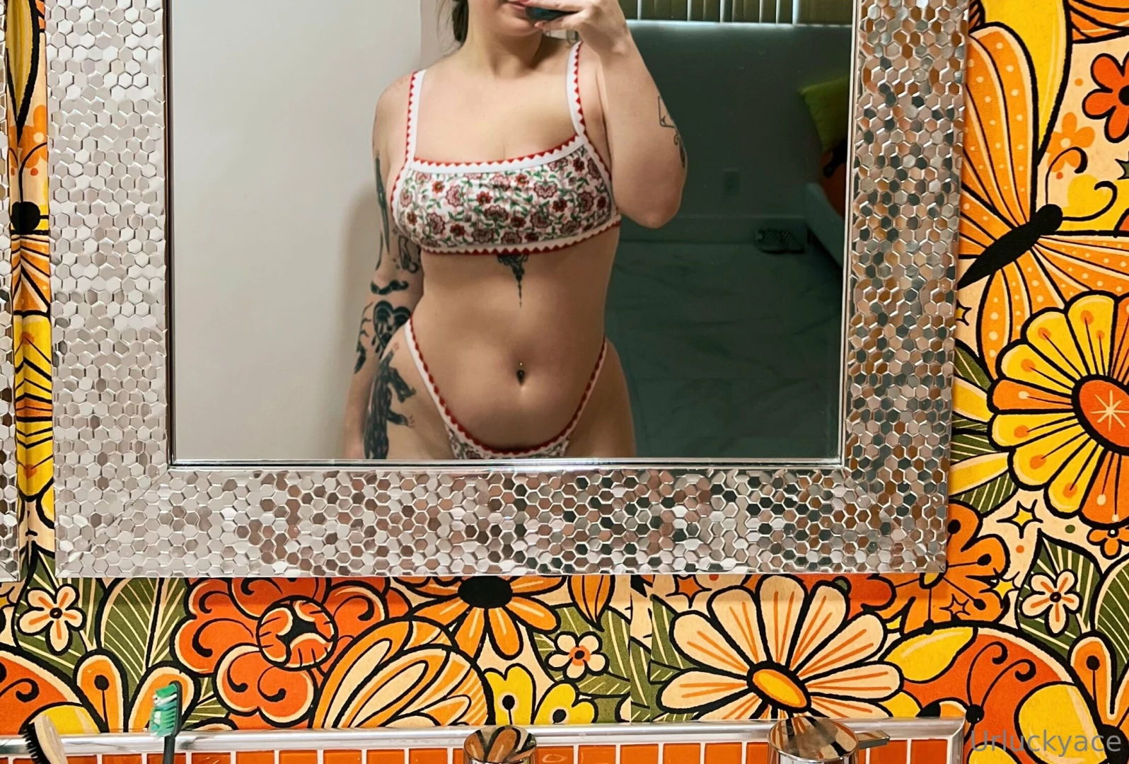 Hi from palm springs babes 