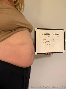 Such a tight belly tonight pasta and 1 5 litres of water i m going to part 3