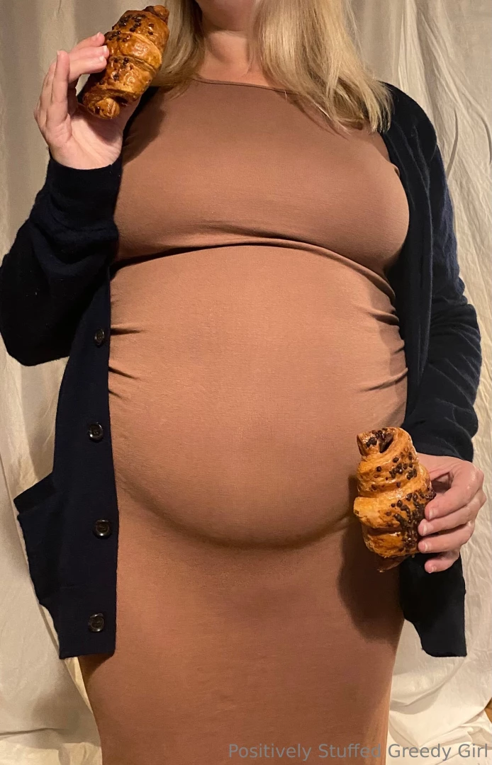 I have to hide my belly with a cardigan but it doesn t stop me eating 