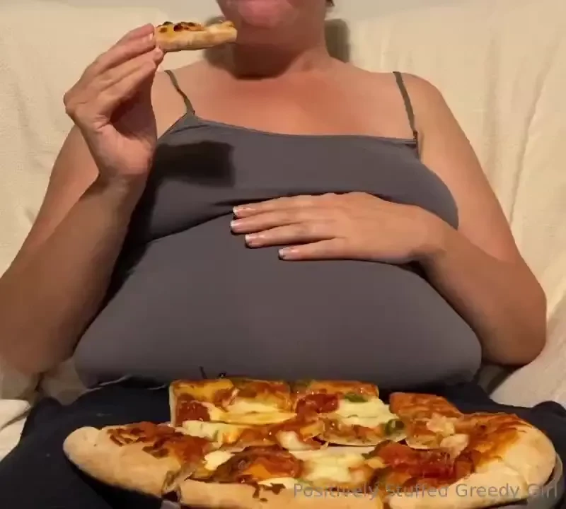 One large pizza and a litre of water left me nice and swollen and part 1 