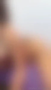 Shaking my latin booty like a naughty girl i need someone to calm him