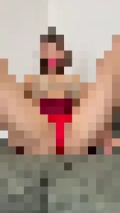 I touch my pussy with my underwear and i end up separating the thong