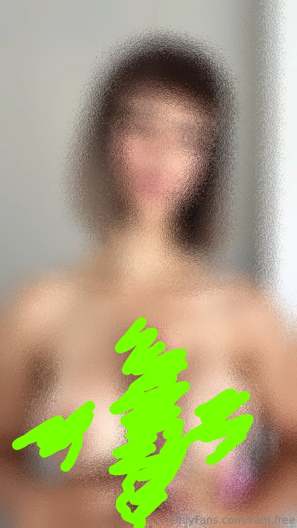 I love having a good cock between my tits me encanta tener una buena 