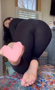 First time doing this color on my toes the paint job is looking