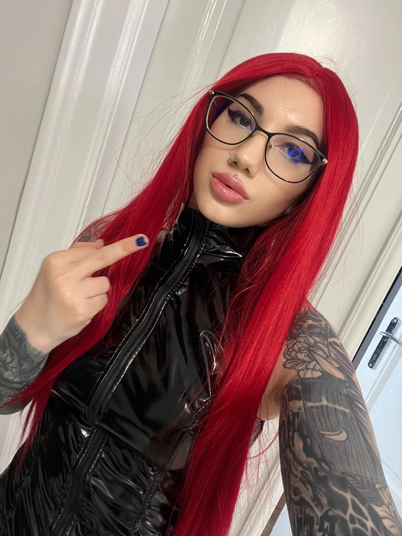 Do you think you deserve a privilege to worship your goddess 