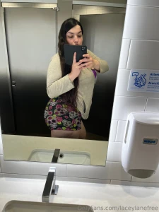 Like if i can spam you with booty pics part 10