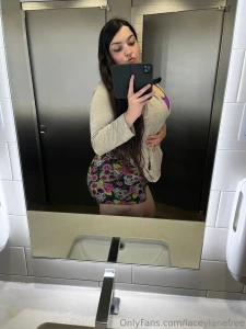 Like if i can spam you with booty pics part 20