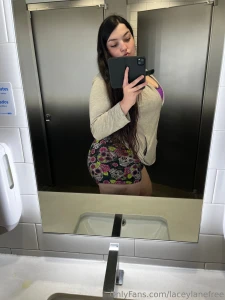 Like if i can spam you with booty pics part 19