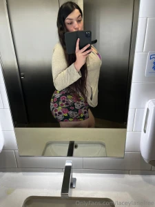 Like if i can spam you with booty pics part 8