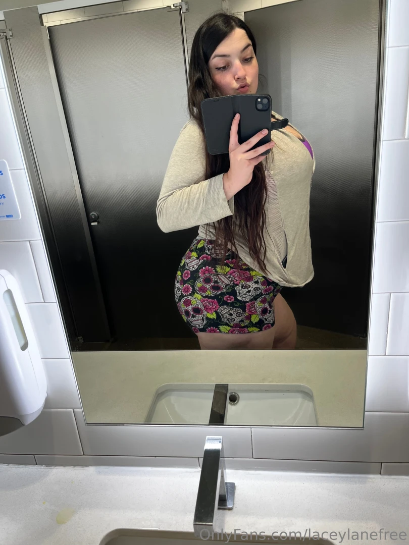 Like if i can spam you with booty pics part 14 