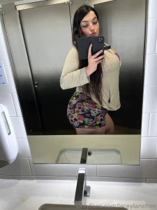 Like if i can spam you with booty pics part 14
