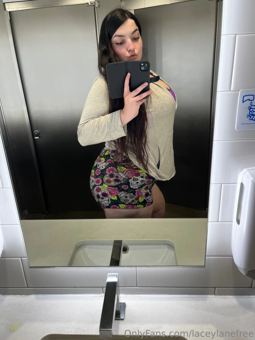 Like if i can spam you with booty pics part 15 