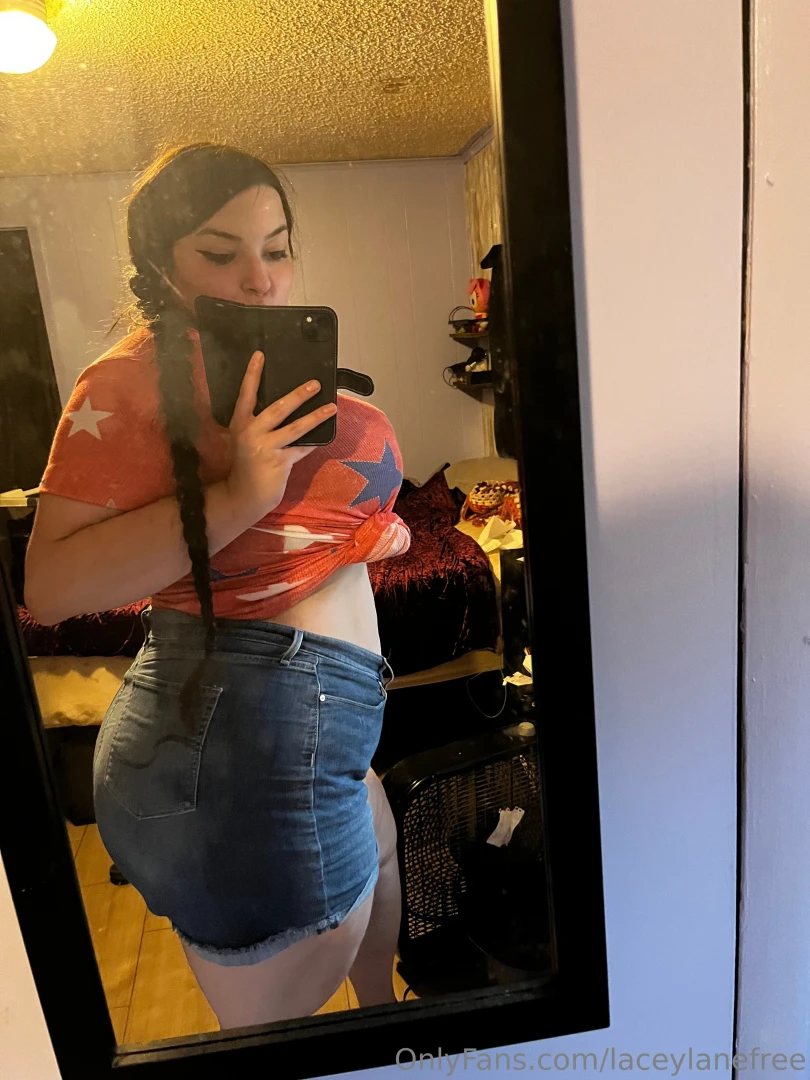 Like if i can spam you with booty pics it s only 7 days until my part 2 