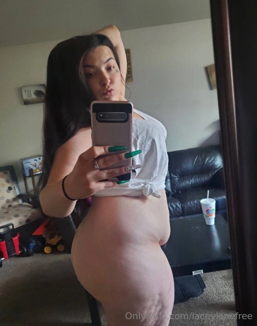 Like if i should post more nudes like this 